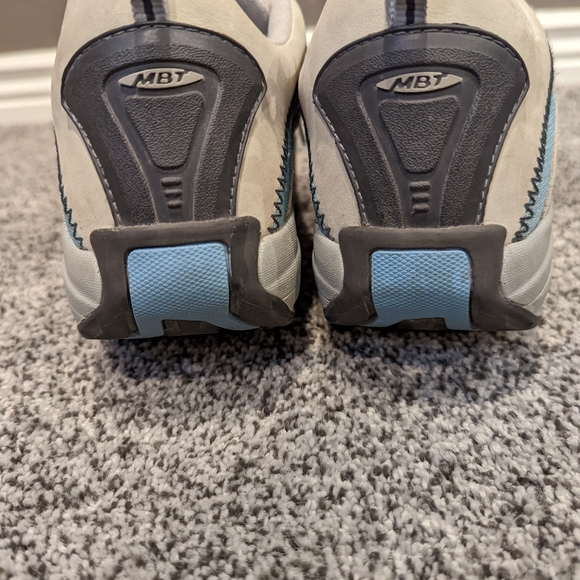 MBT Rocker Shoes - Picture 7 of 9